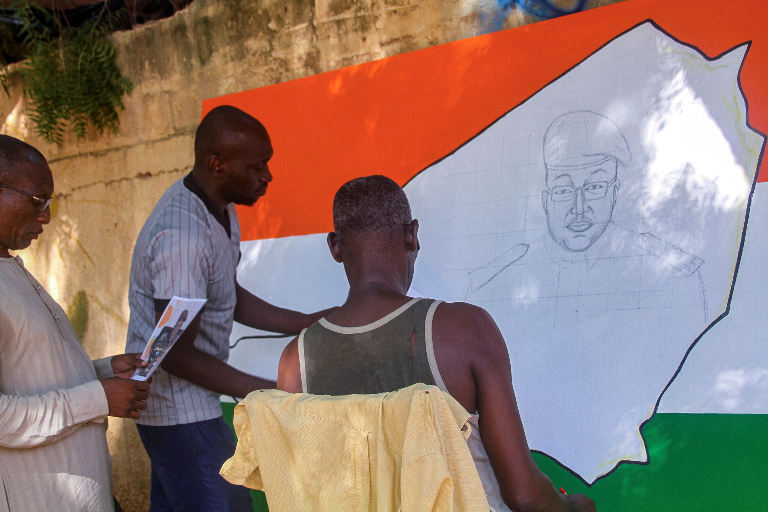 Several Niger artists express support for new military leadership