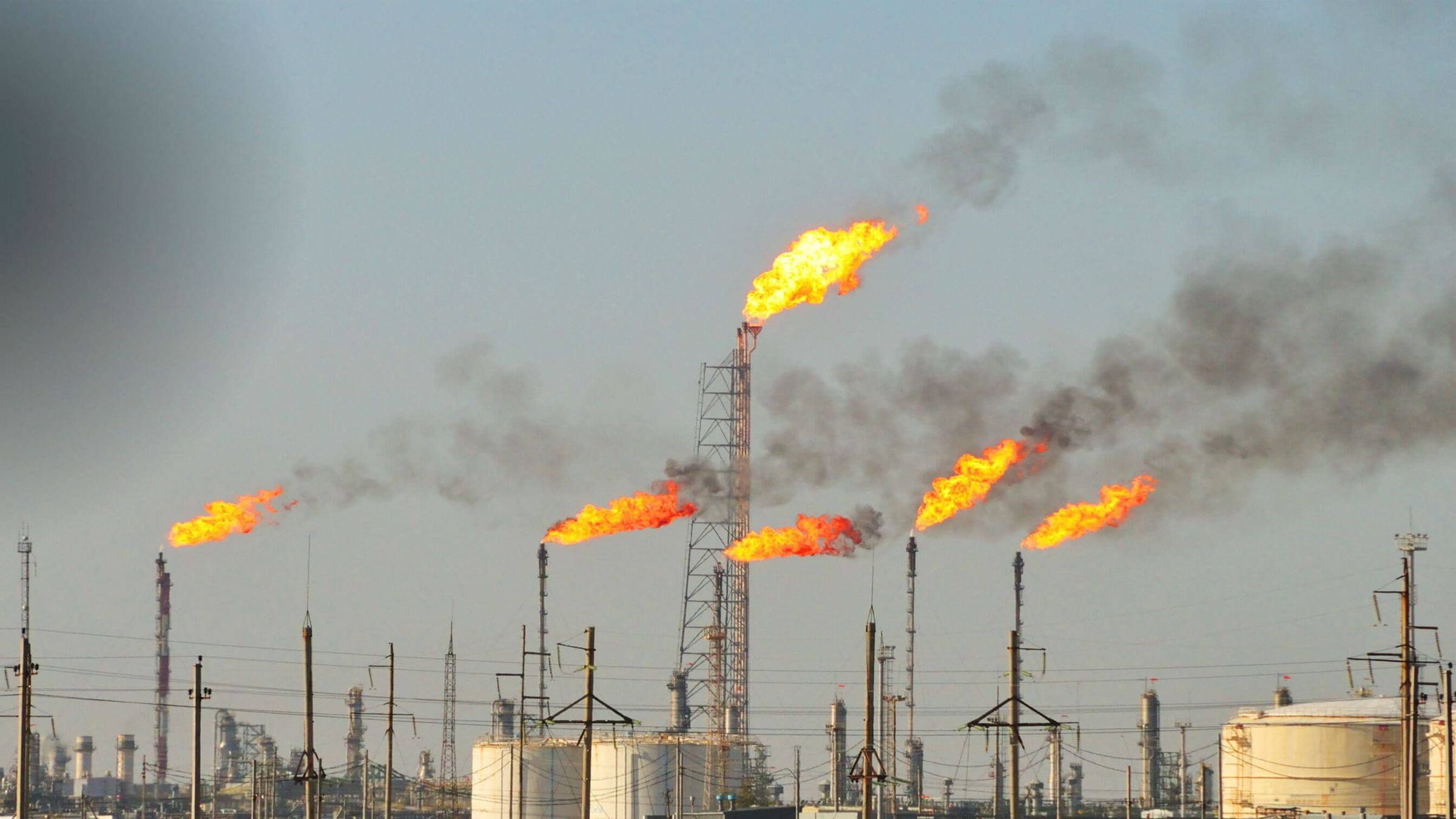 Nigeria grants 42 contracts as part of a delayed flaring program