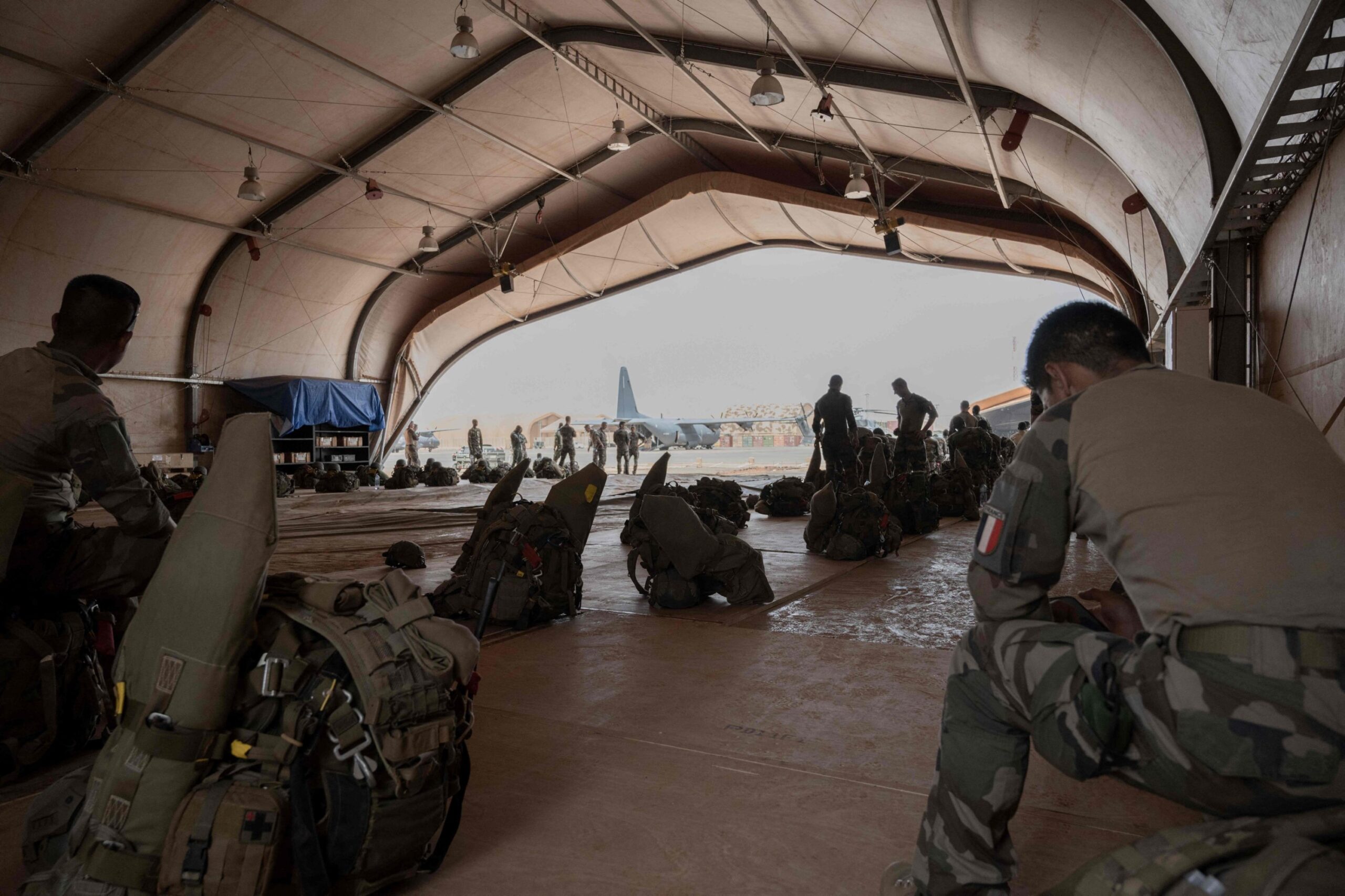 Initial French withdrawal from Niger will involve 400 soldiers