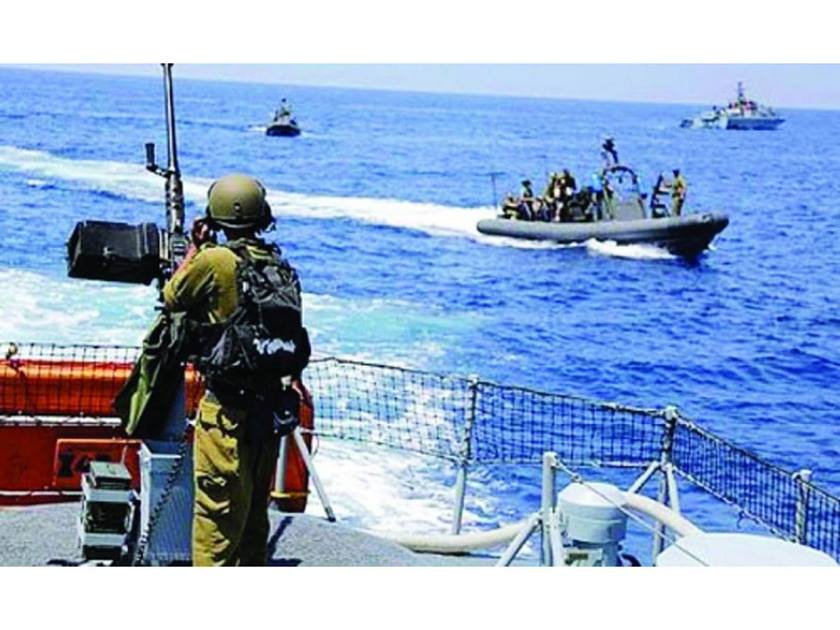 Israeli Navy targets central and coastal regions of Gaza Strip