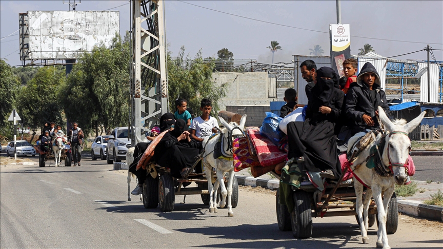Nearly half a million Palestinians internally displaced as Israel hits Gaza