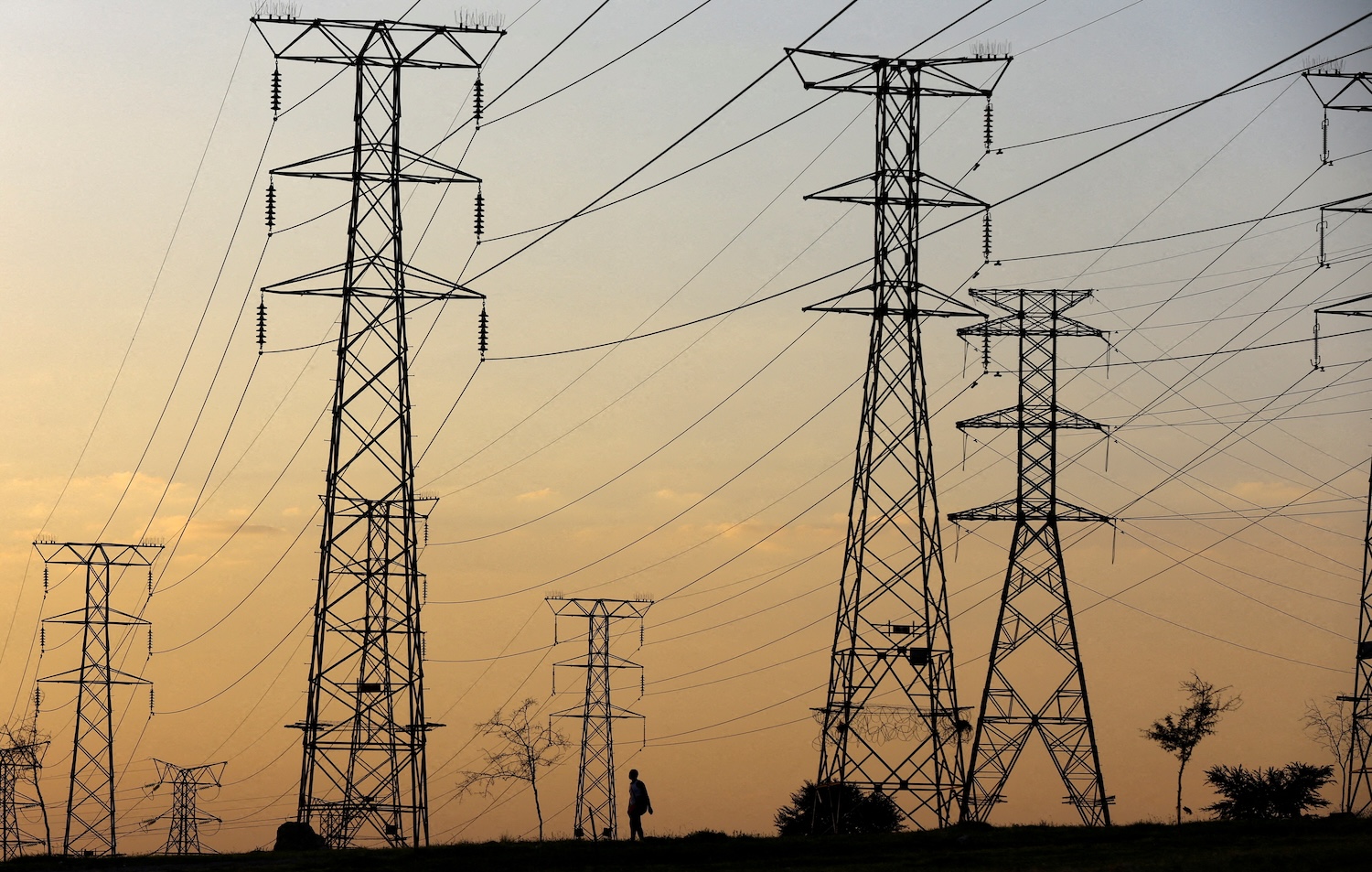 South Africa announces plans for new nuclear plants amid energy crisis