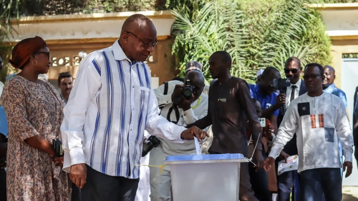 Chad votes 86 pct for new constitution amidst junta concerns