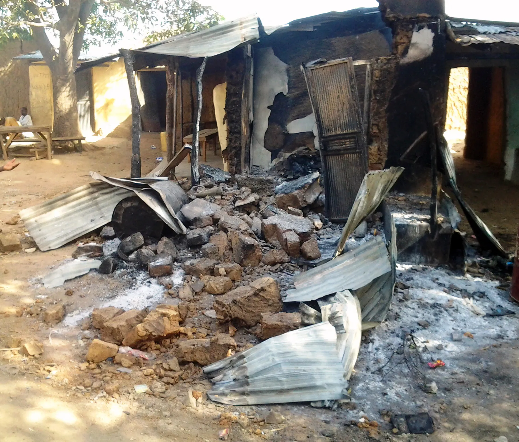 12 people burned alive in Northwest Nigeria by unidentified assailants