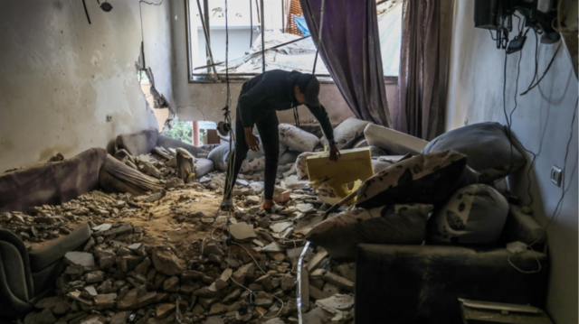 92 Palestinians slain by Israel, Gaza death toll hits 30,320