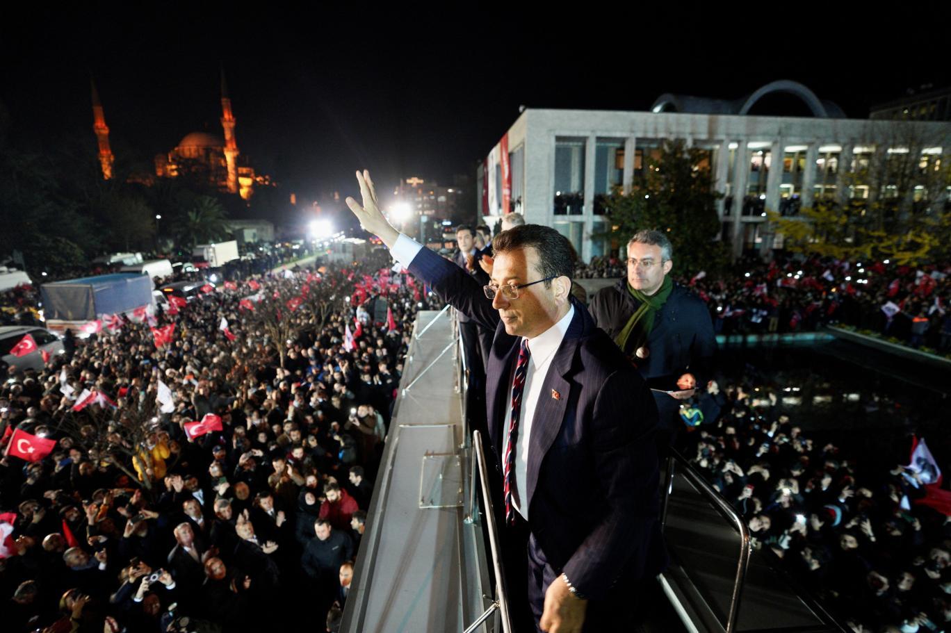 Imamoglu wants the crown, Erdogan better watch out