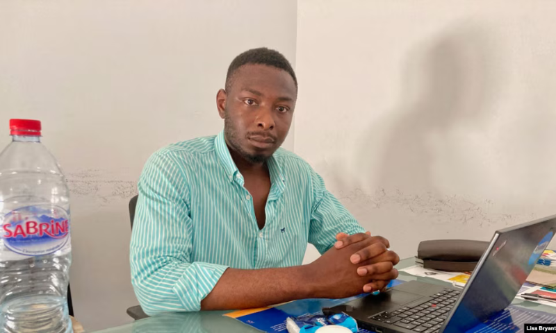 Tunisia frees foreign student leader awaiting deportation