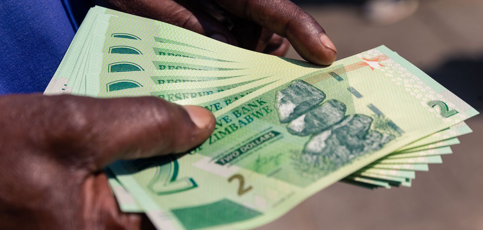 Zimbabwe’s introduction of new currency plagued by chaos