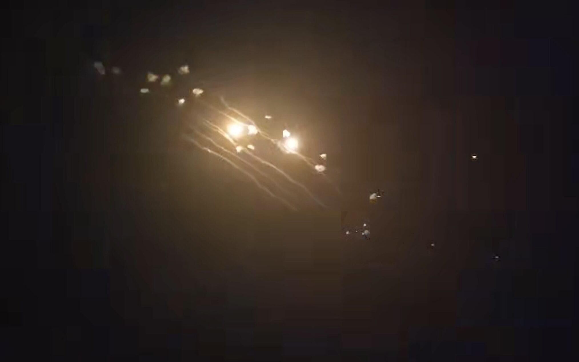 Hezbollah group launches rockets at Israeli artillery positions