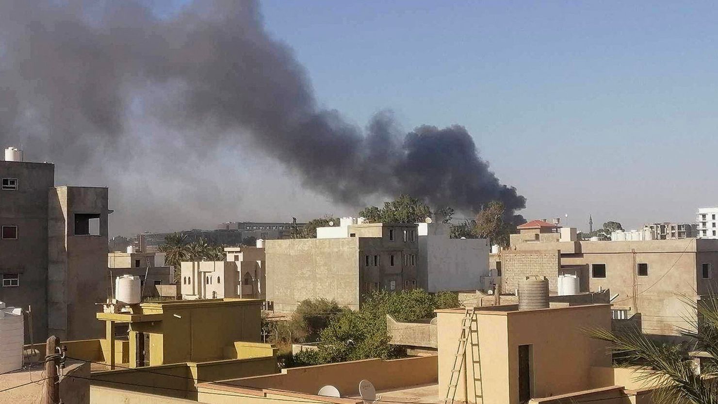 Libyan capital rocked by gunfire as armed groups clash
