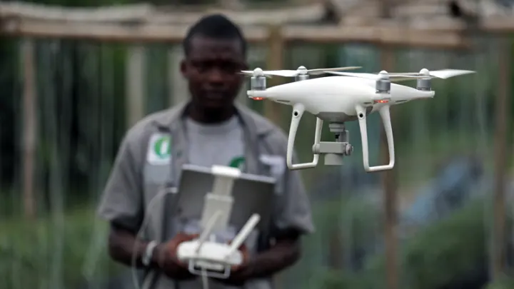 Young Nigerian builds drone to help rural areas
