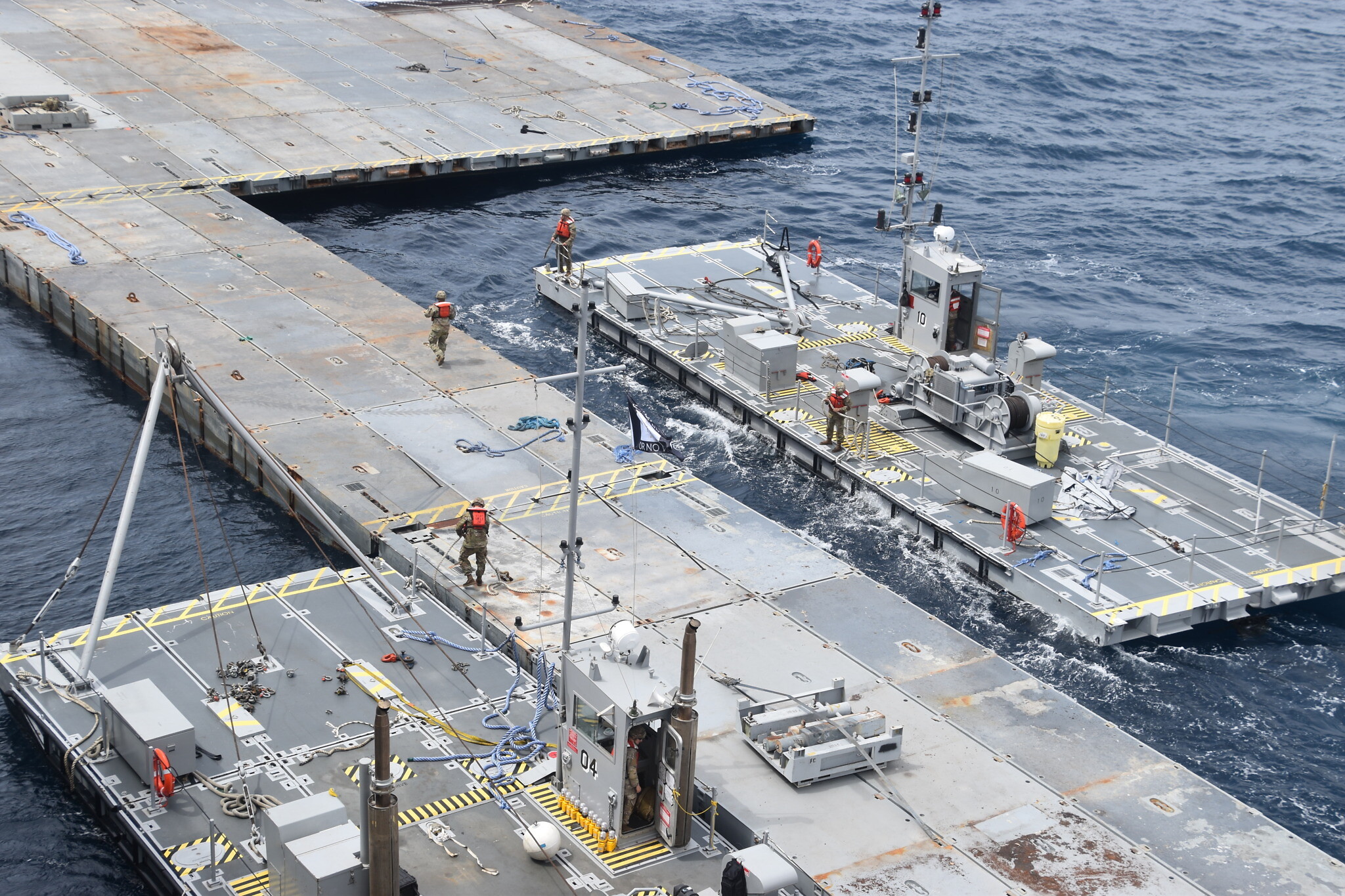 US military finishes building of temporary Gaza pier