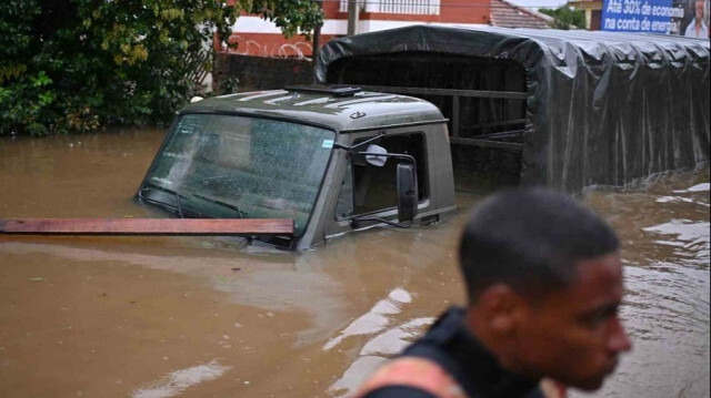 Brazilian floods death toll climbs to 127