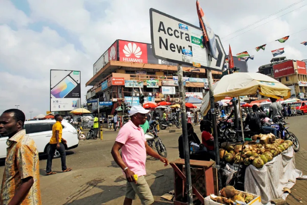 Ghana’s growth sprouts as debt talks resume