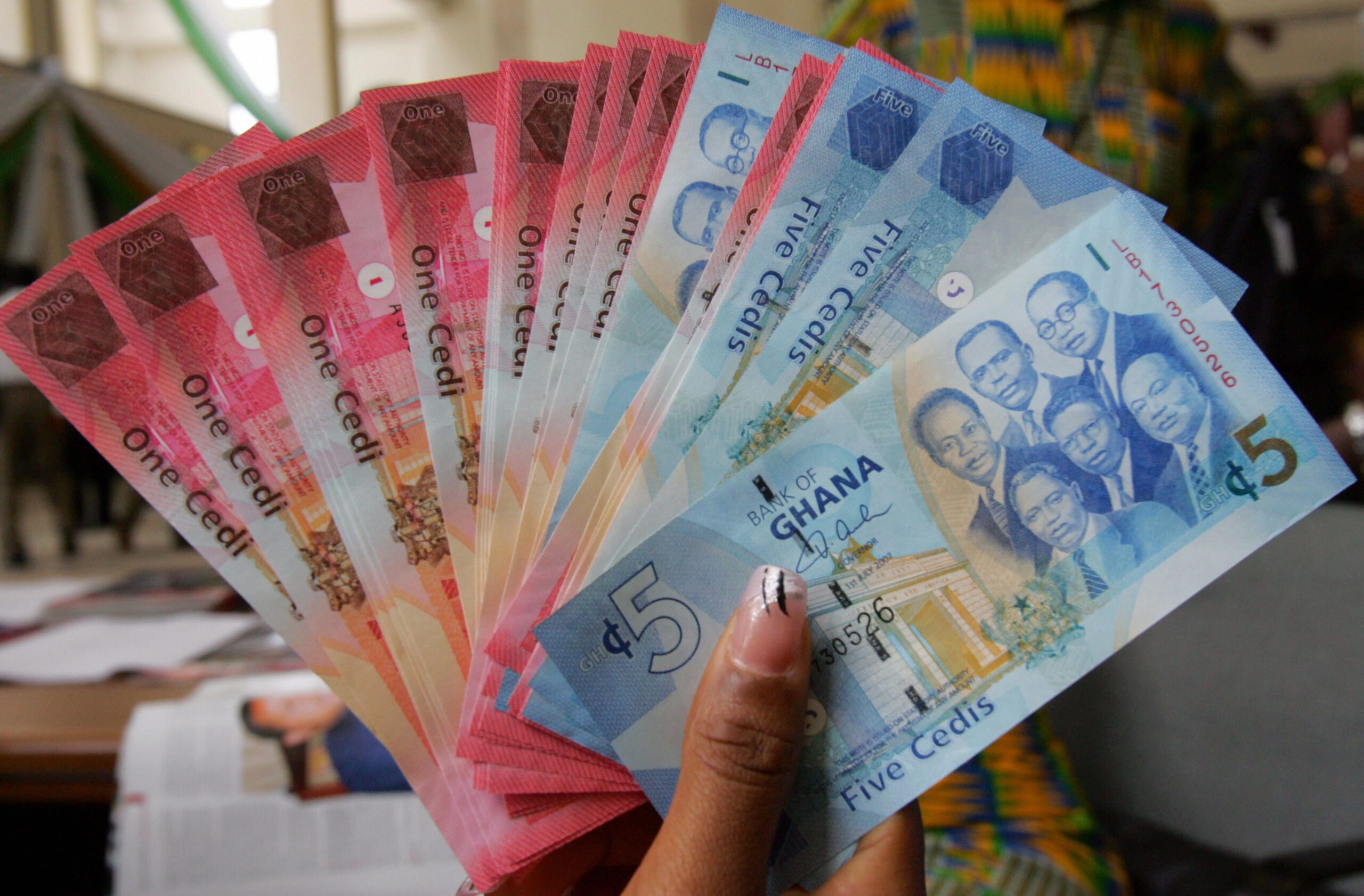 Ghana agrees with bondholders for $13 billion debt revamp