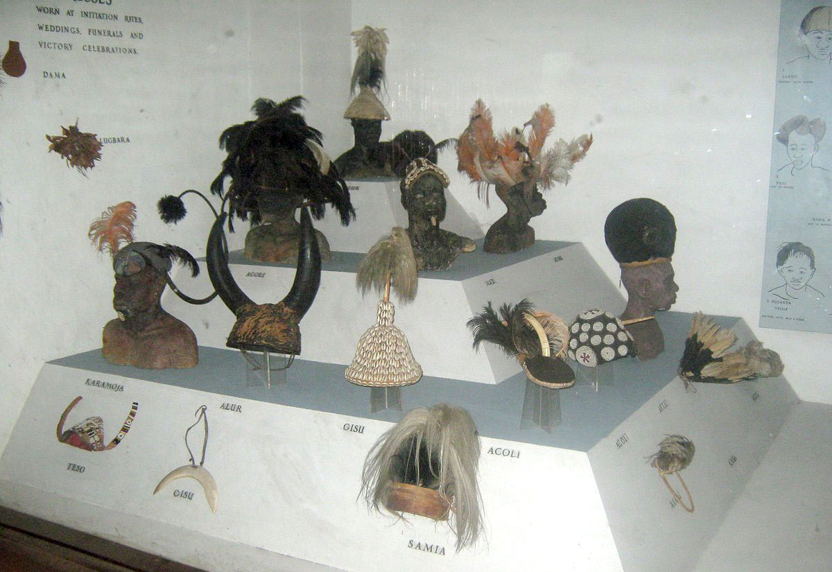 Ugandan president receives artifacts reclaimed from Cambridge