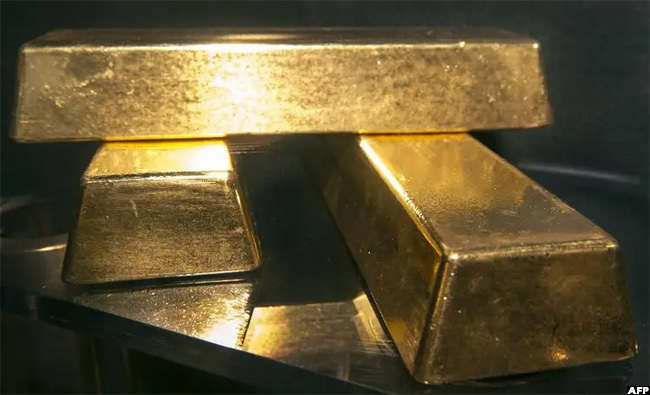 Uganda central bank starts local gold purchase to boost forex reserves
