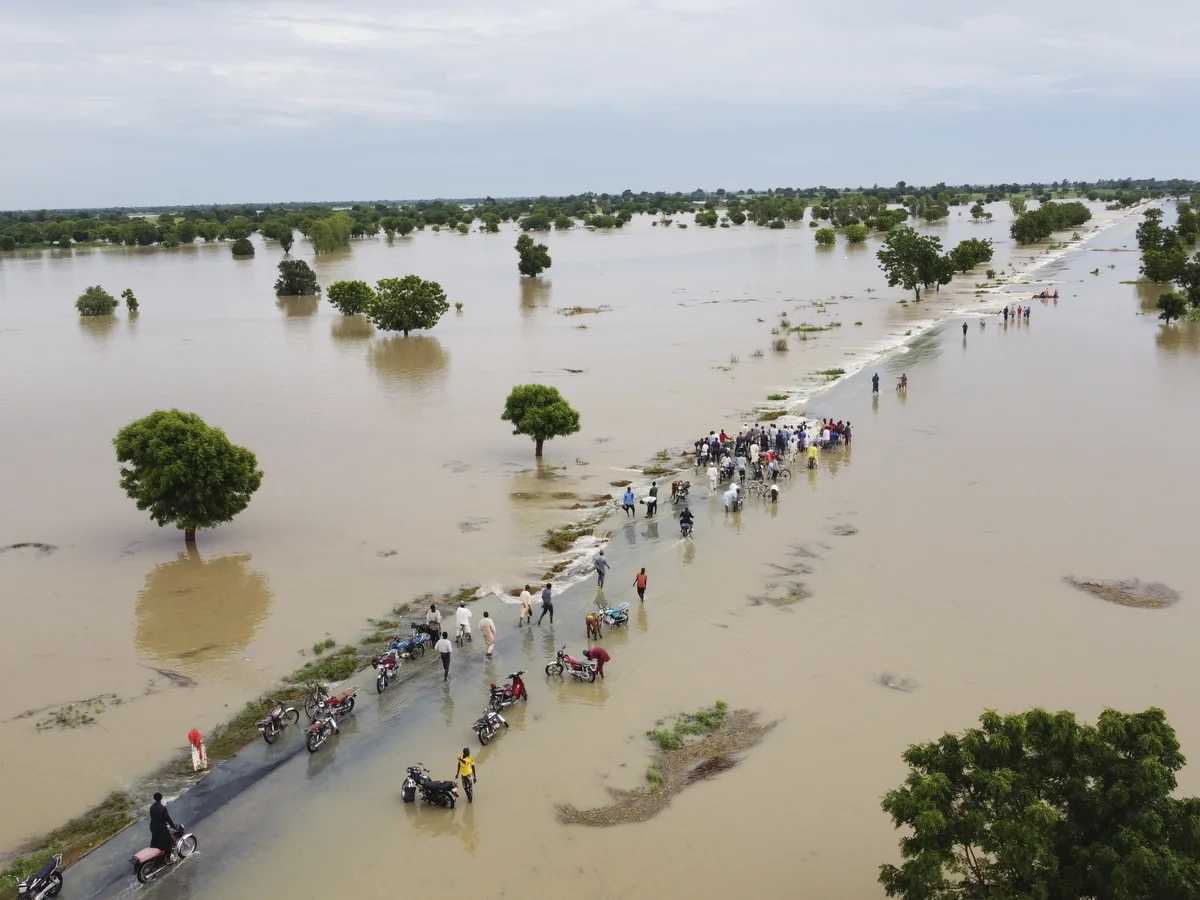 Hope dims with dozens missing in Nigeria floods