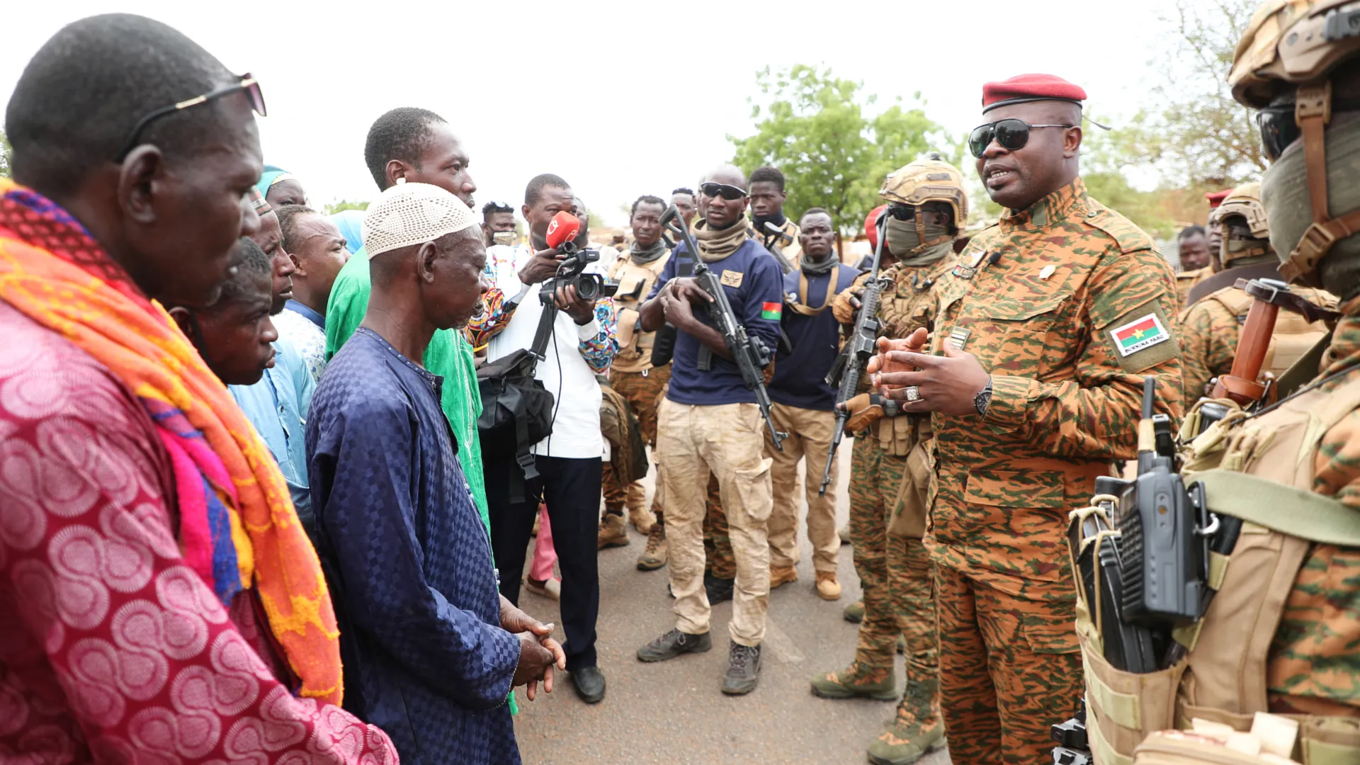 Burkina Faso seeks public help against militants