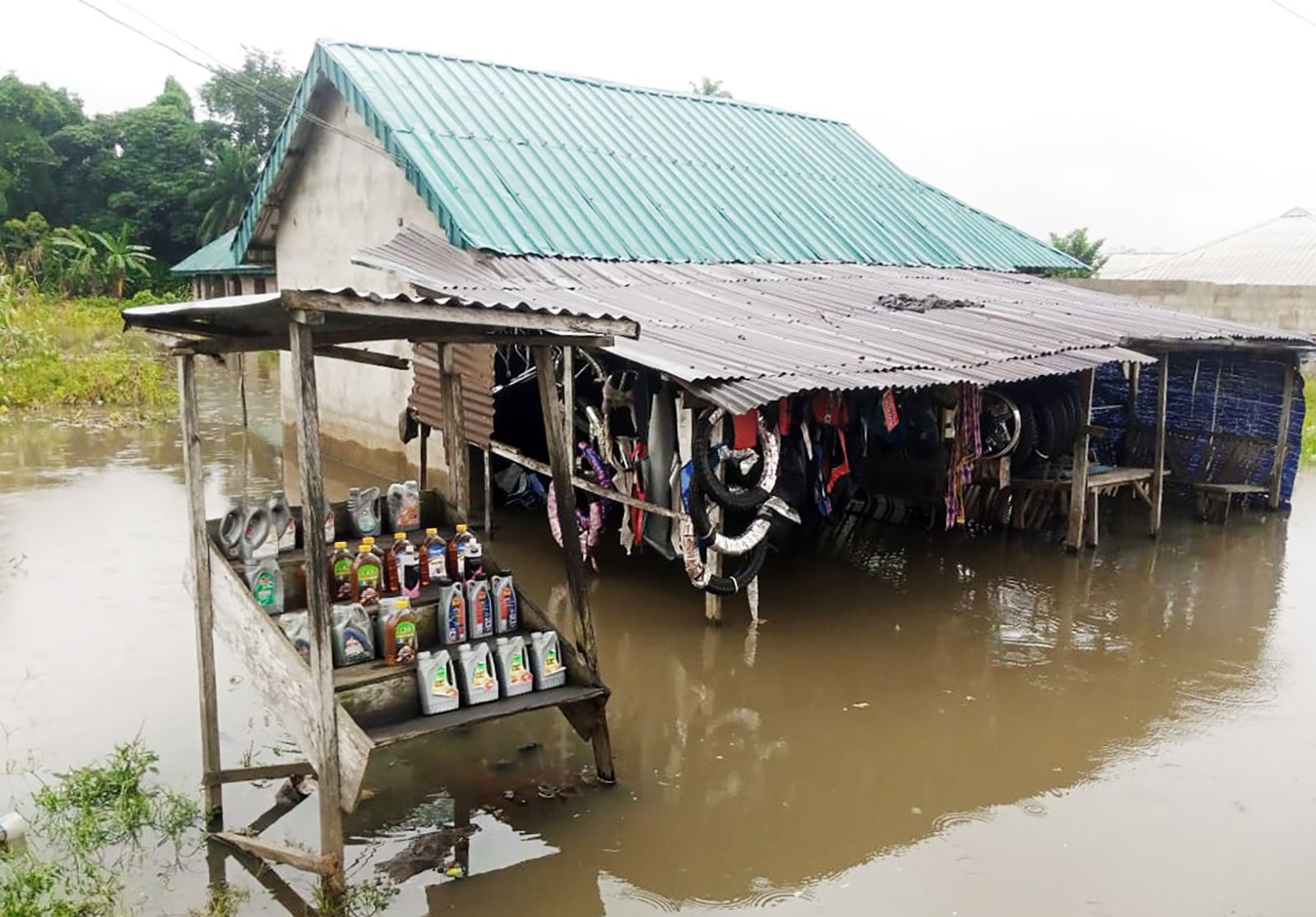 Heavy rains trigger deadly Niger floods
