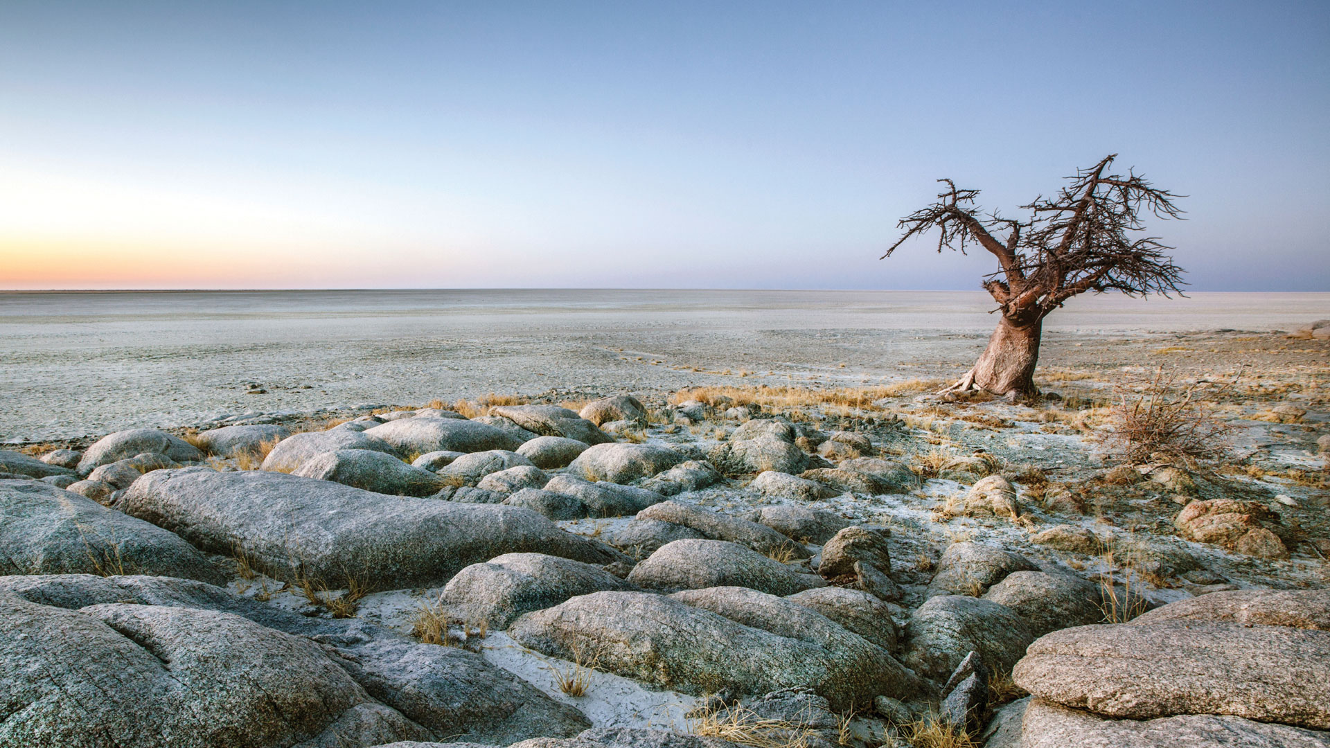 Ancient salt flats dazzle in Botswana’s Makgadikgadi