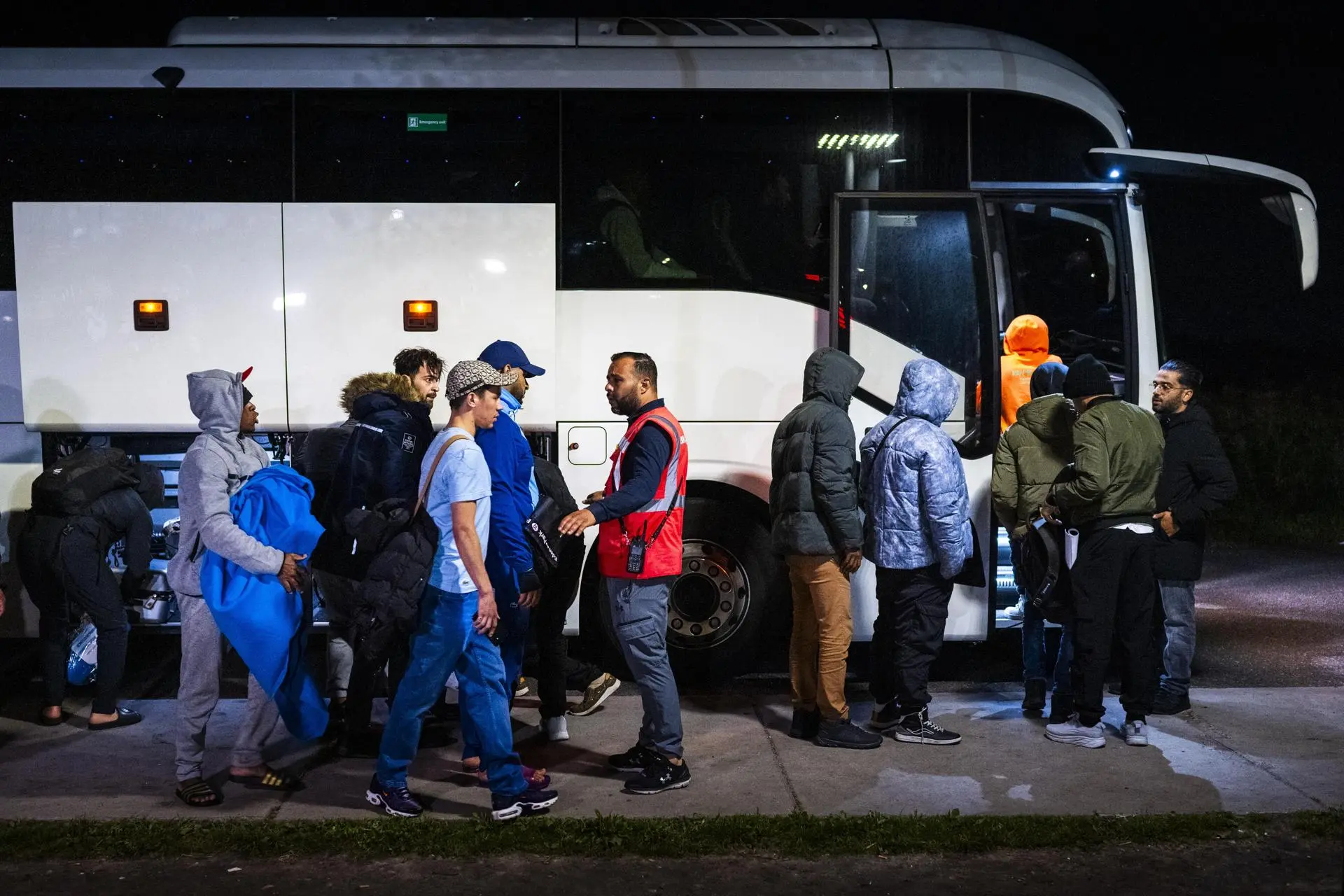 Dutch plan to send asylum seekers to Uganda