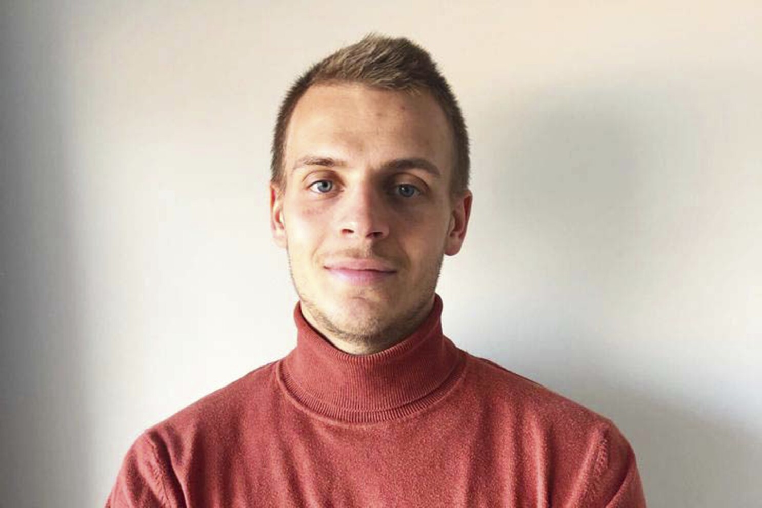 French student detained in Tunisia for weeks returns home