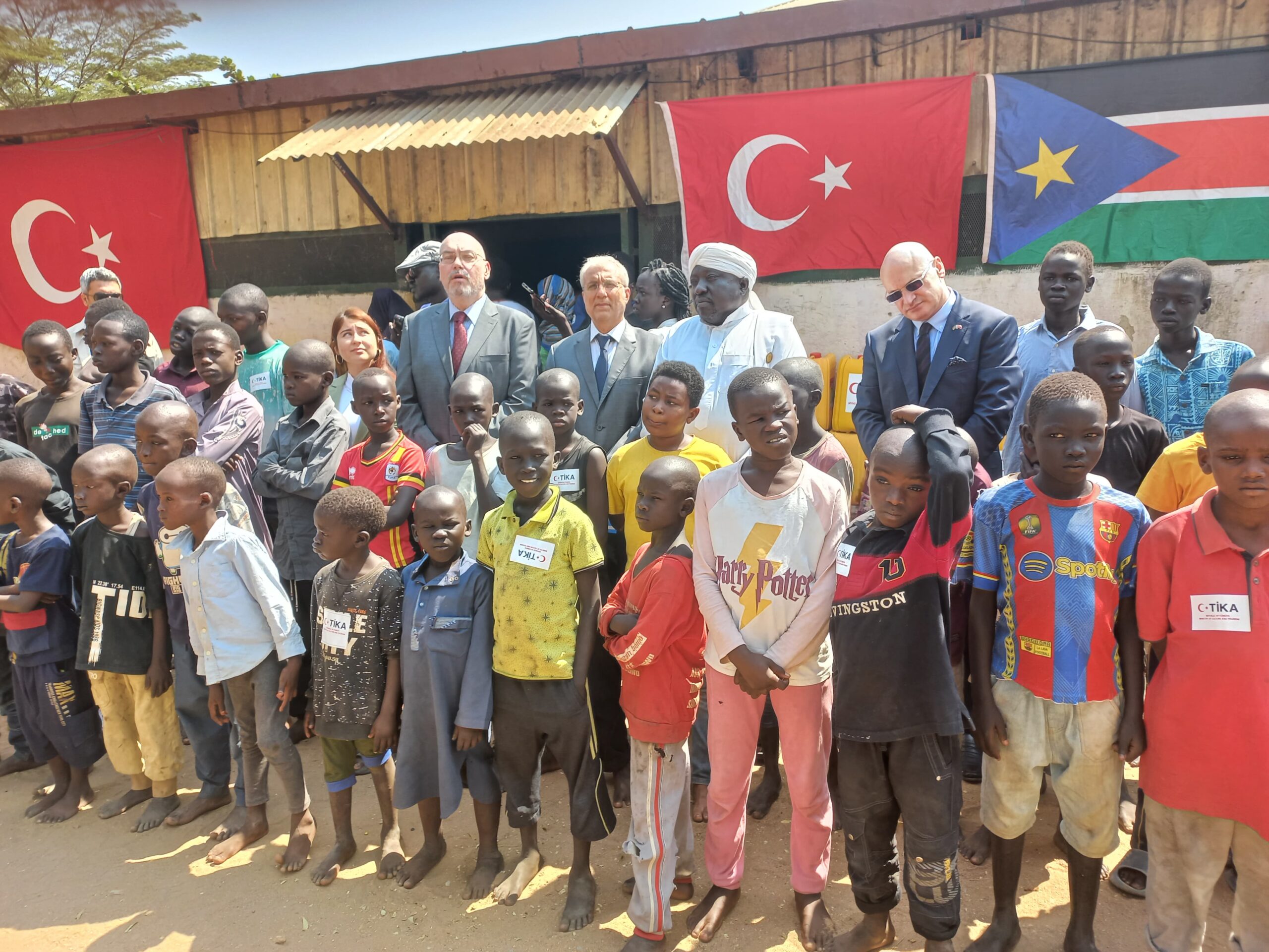 Turkey delivers food aid to South Sudan orphanage