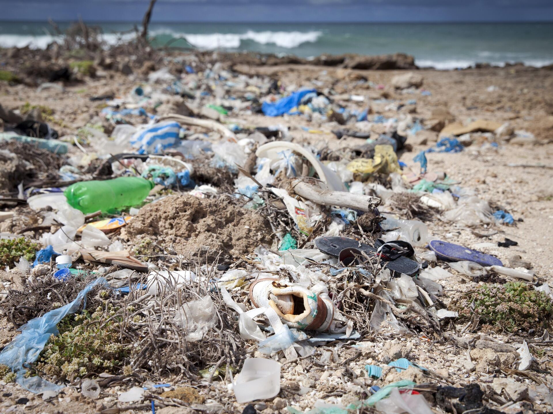 Economic constraints hinder plastic ban in Somalia