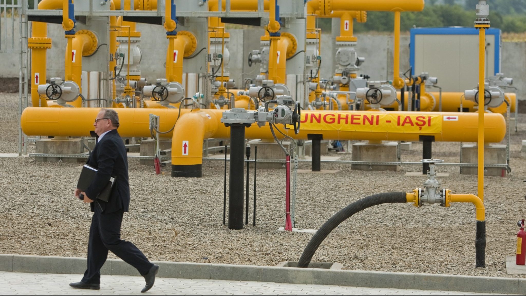 Moldova declares emergency over Russian gas cutoff threat
