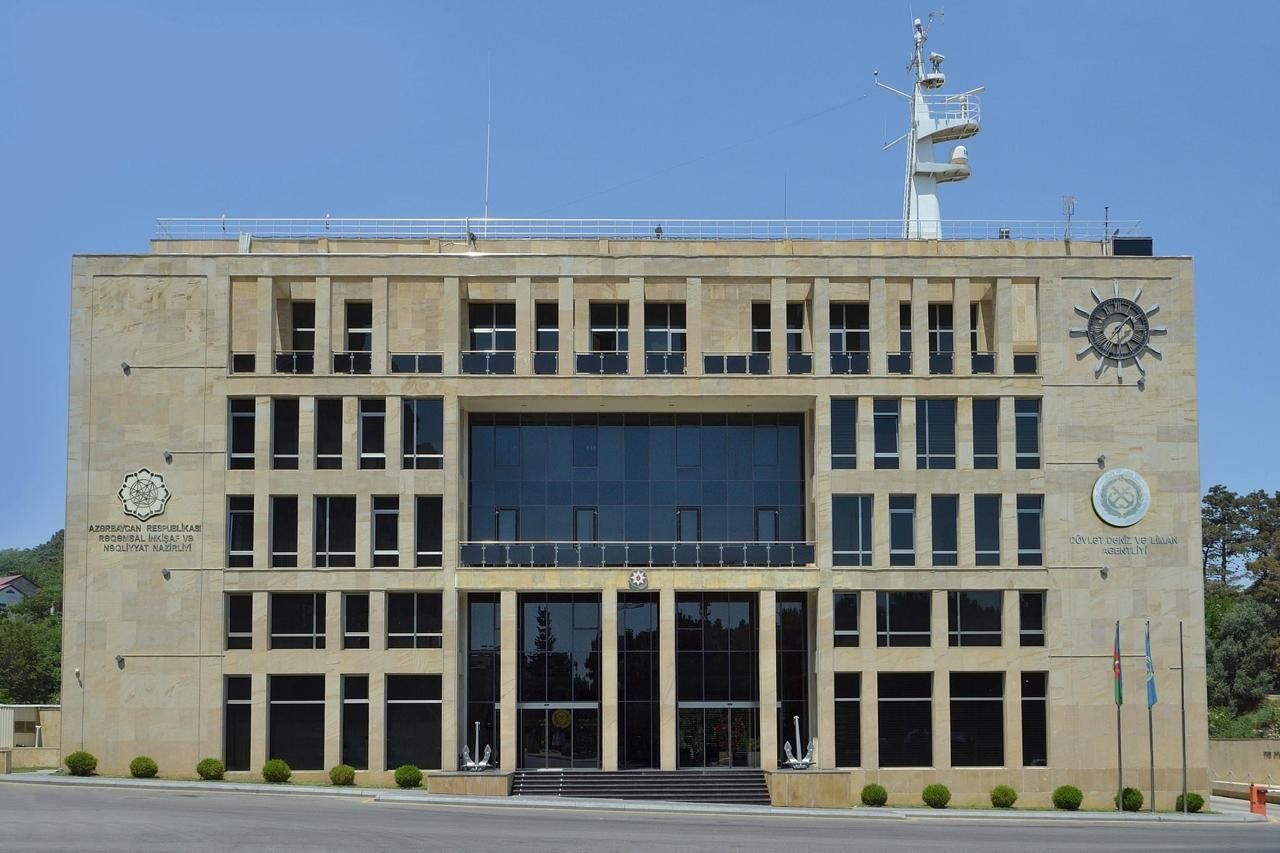 Azerbaijan protests Eritrea over detention of vessels, crews
