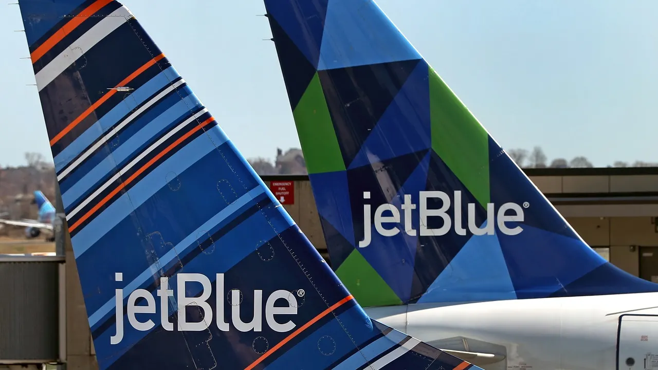 U.S. fines JetBlue $2M for chronic flight delays