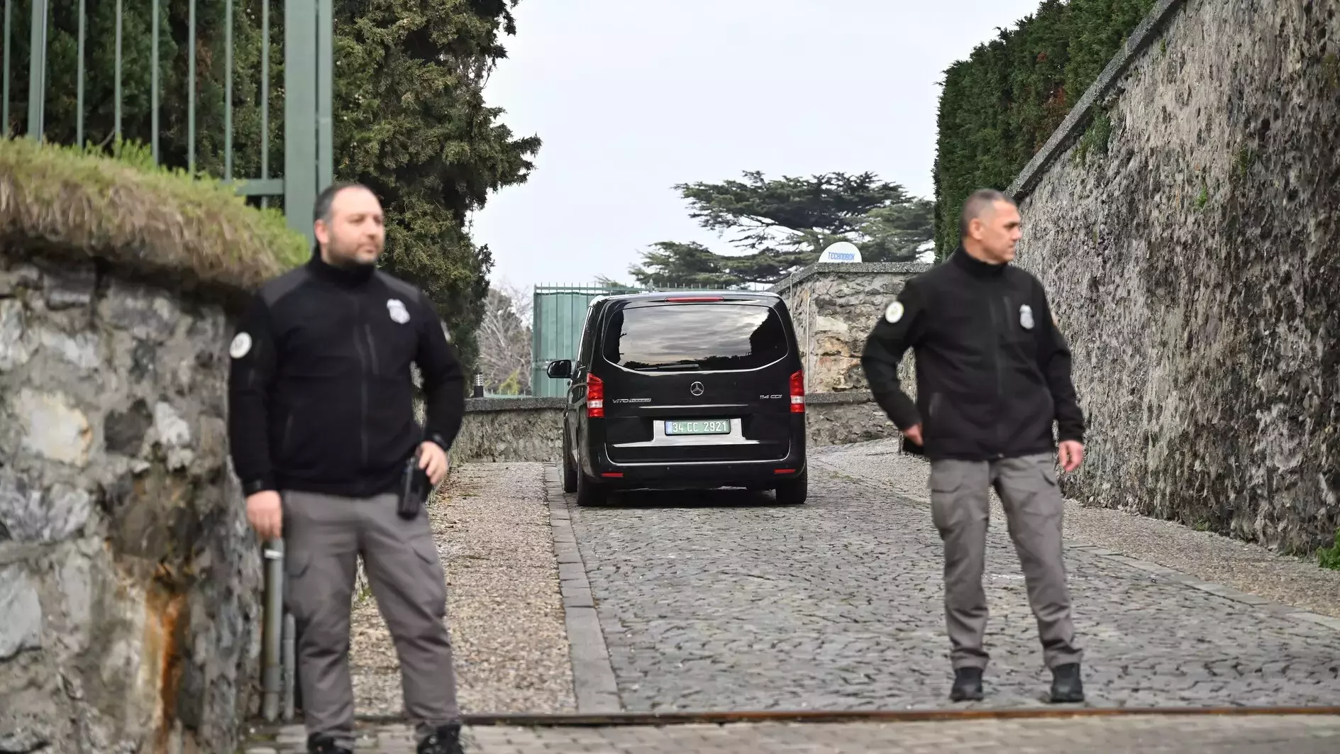 Russian delegation arrives in Istanbul for talks with the US