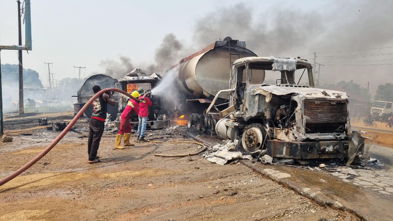 Nigeria to prohibit fuel trucks over deadly explosions, accidents