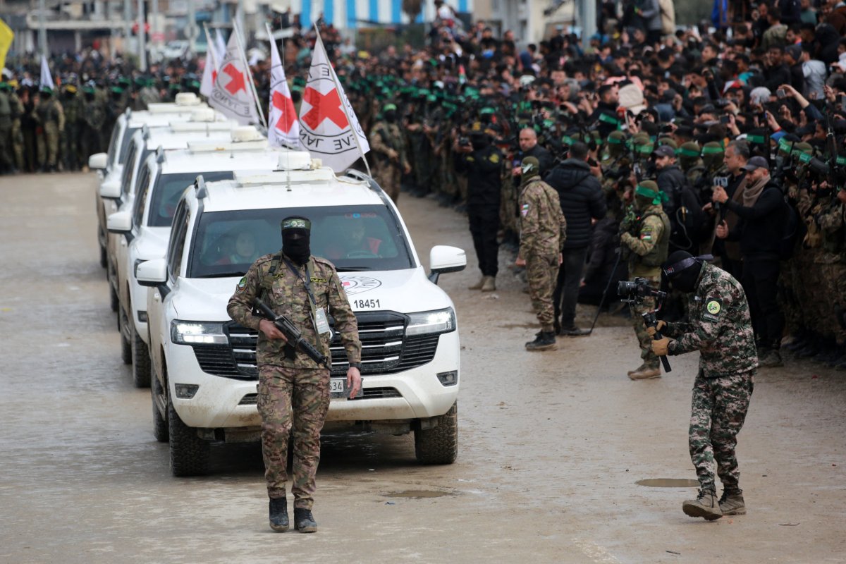 Hamas returns hostage bodies as Israel frees prisoners