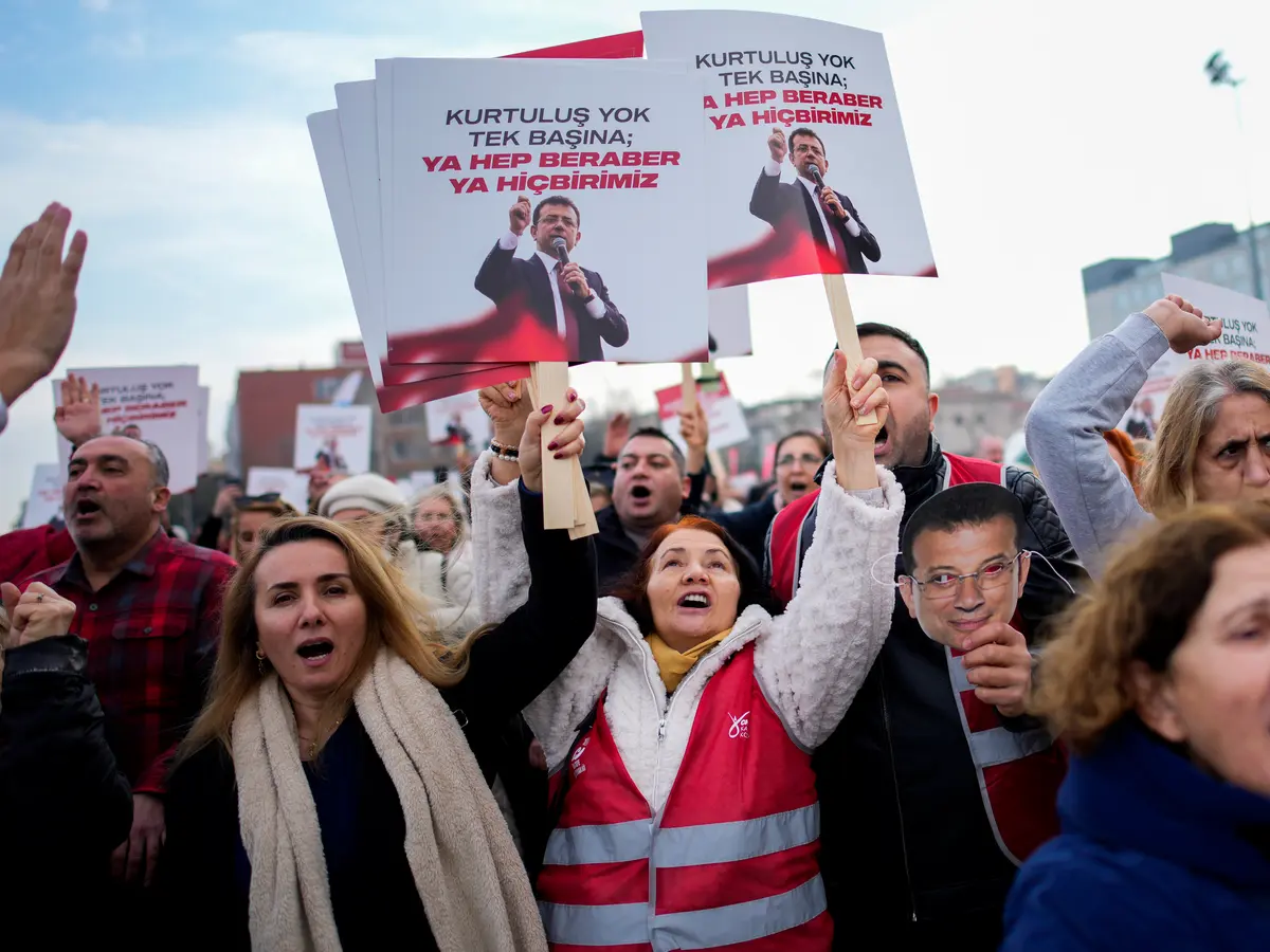 Turkey detains 47 Istanbul Municipality officials in widening crackdown