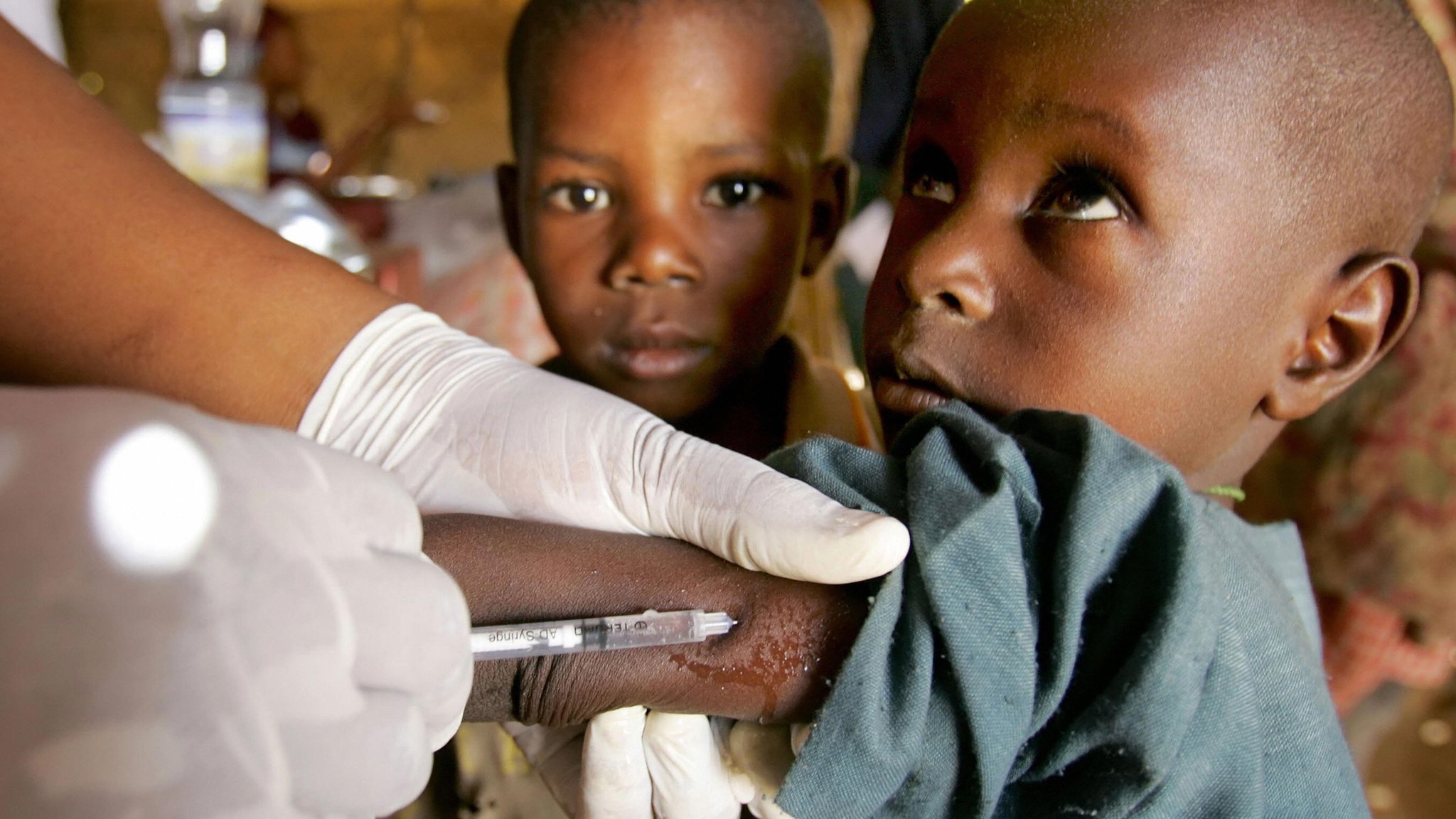 Nigeria receives 1.2 million vaccines to fight meningitis outbreak