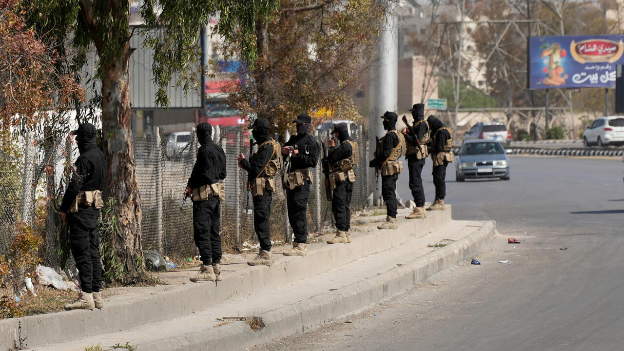 Syrian state secures deal with Jaramana leaders on disarmament