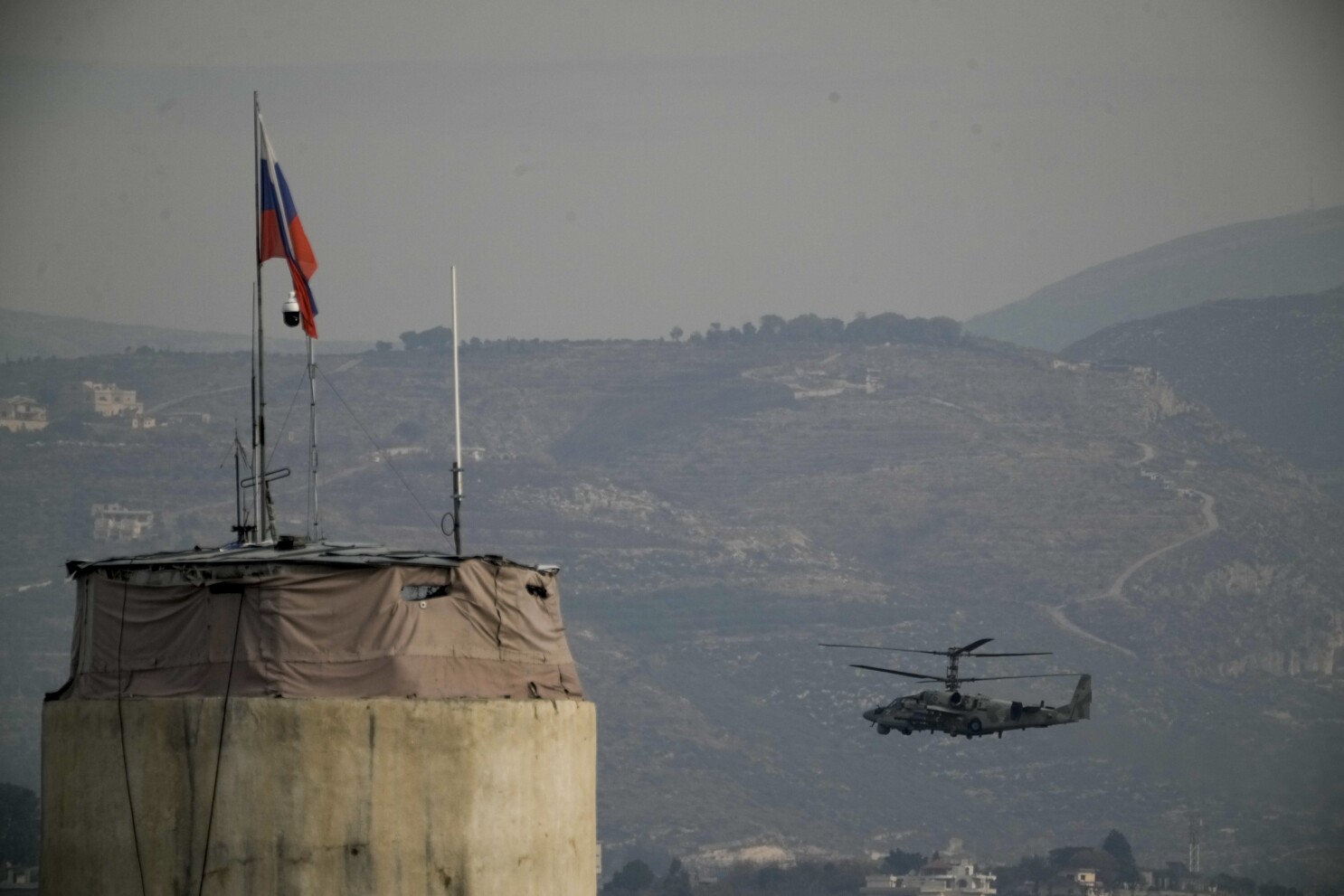 Syria: Governor detained, Hmeimim Air Base attacked