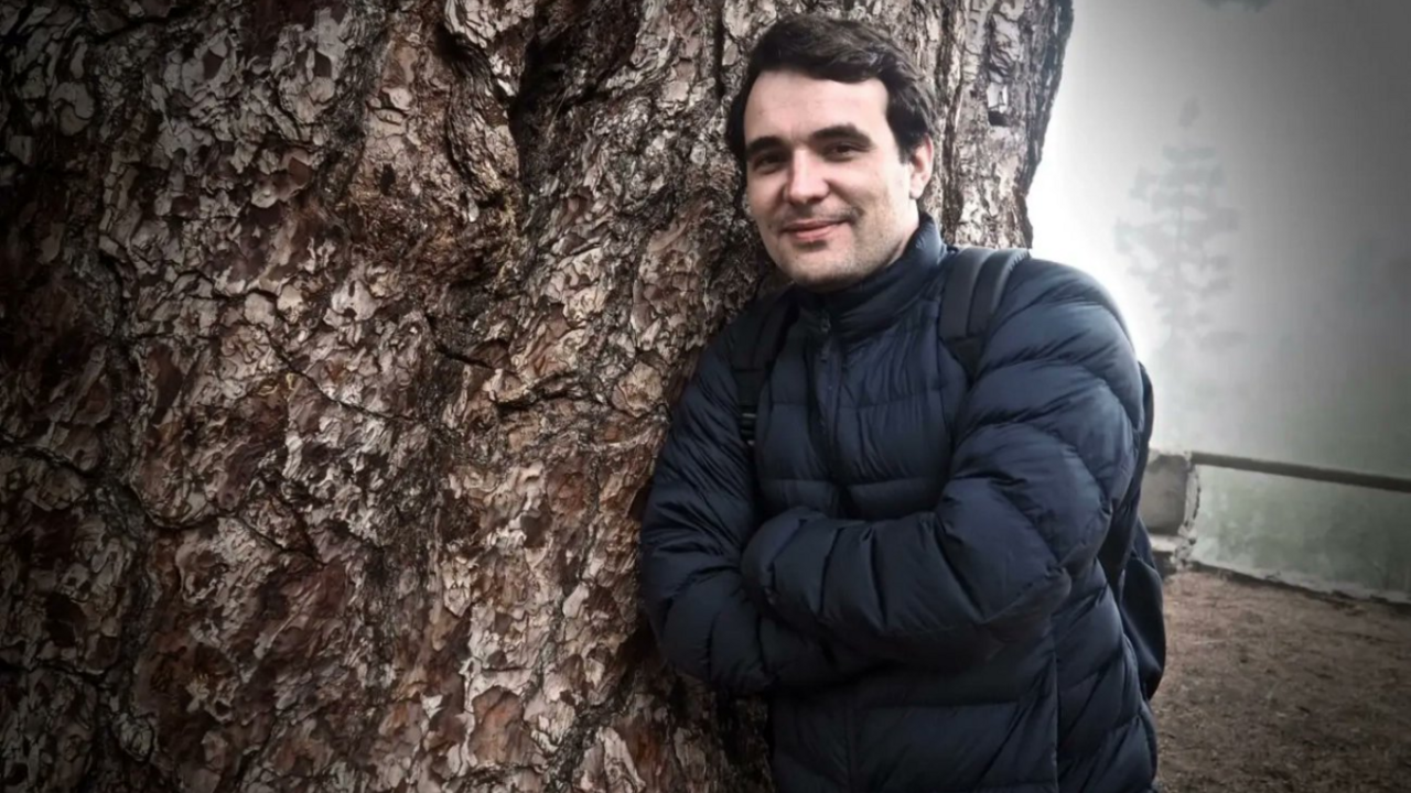 Algeria jails football writer Gleizes for 7 years