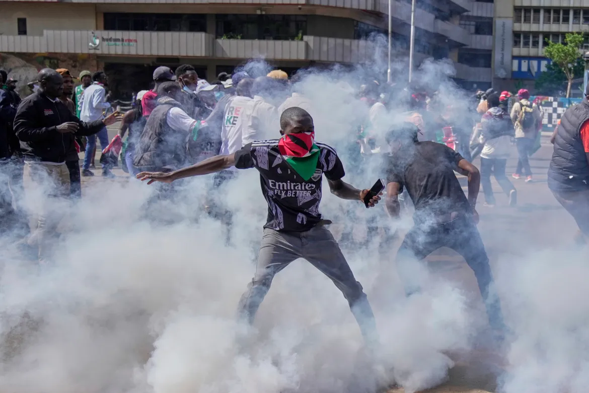 Kenya police arrest 500+ in protests