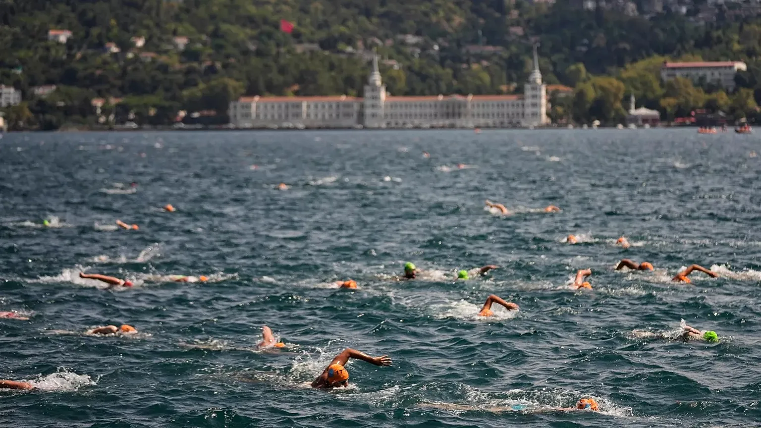 Russian athlete disappears during 6.5 km Bosphorus race