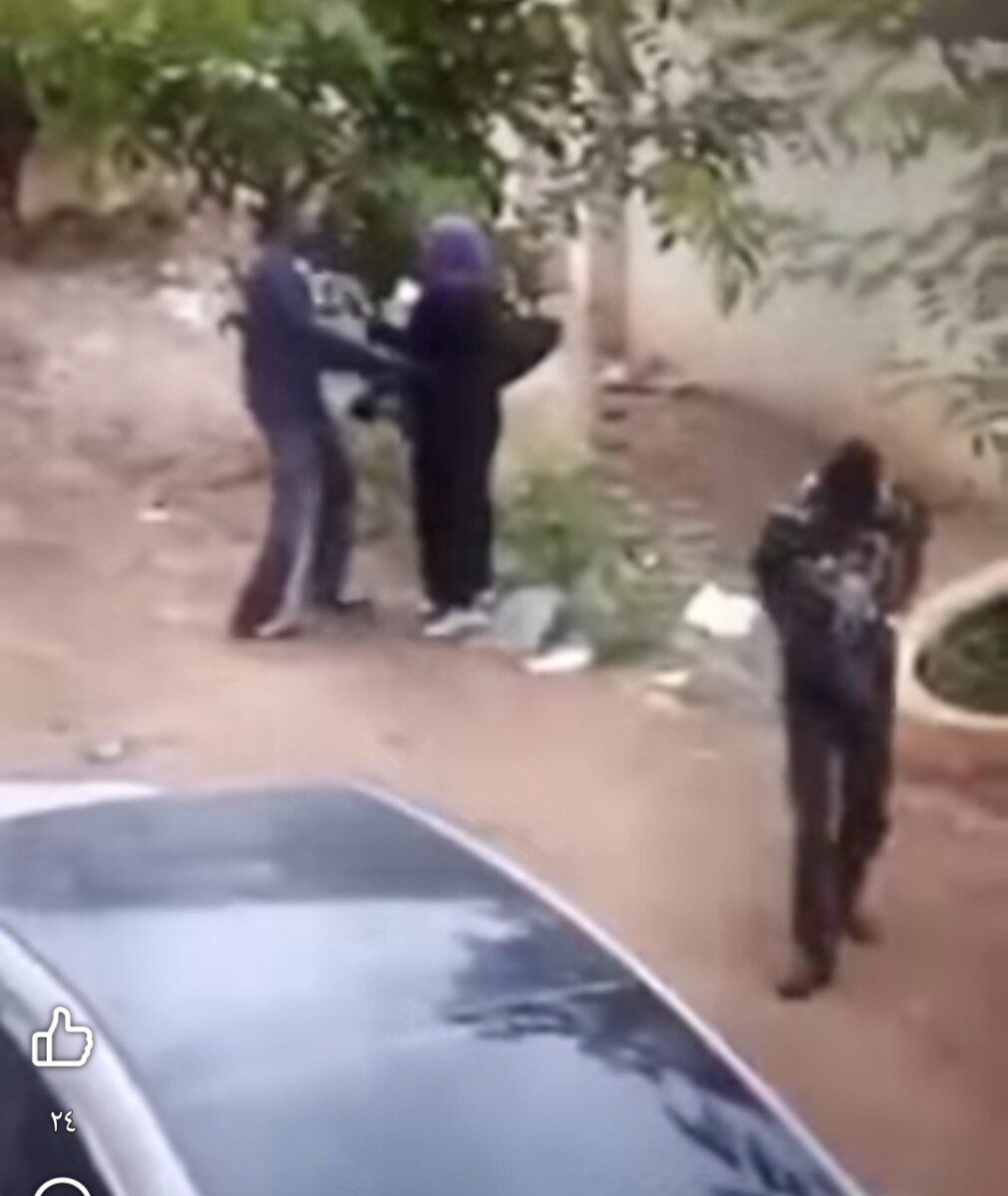 Teacher robbed at gunpoint by alleged SAF soldiers in civilian clothes