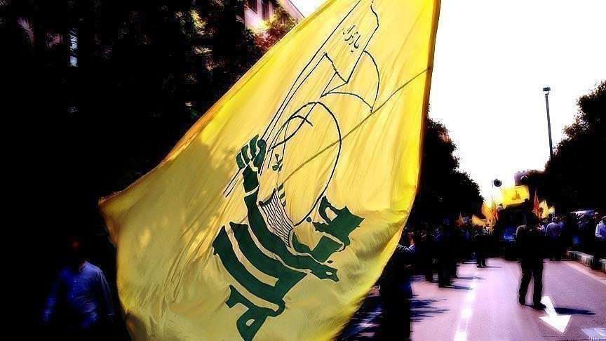 Hezbollah vows to keep arms, warns Lebanese government