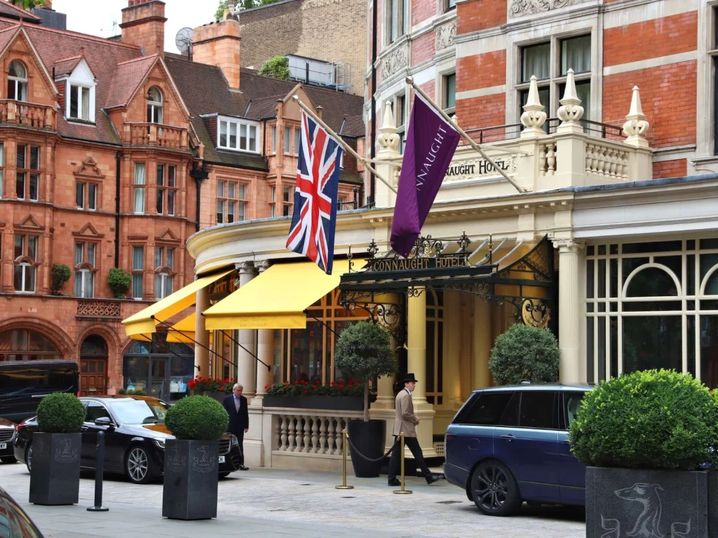 Sudanese asylum seeker’s ‘luxury’ London hotel setup sparks UK row
