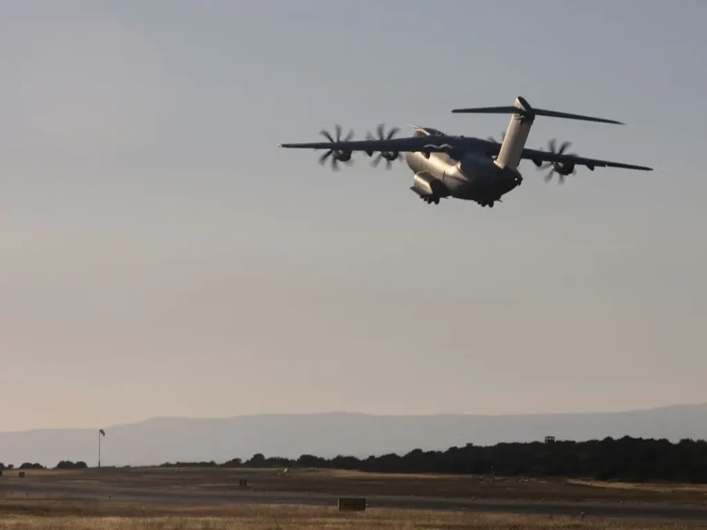 Burhan’s army cargo plane crashes near Port Sudan killing all crew