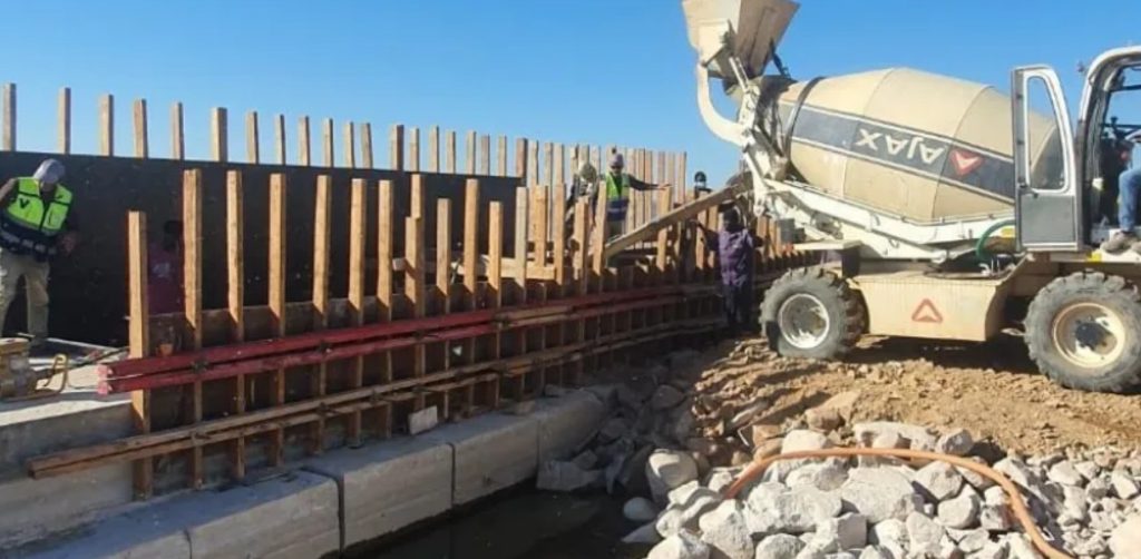 Sudan starts Nile dock project to revive river link with Egypt