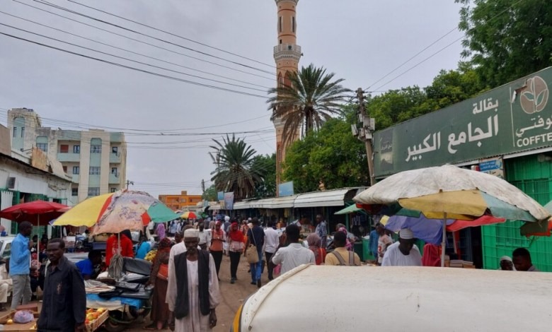 New Nyala bank attracts hundreds seeking access to lost services