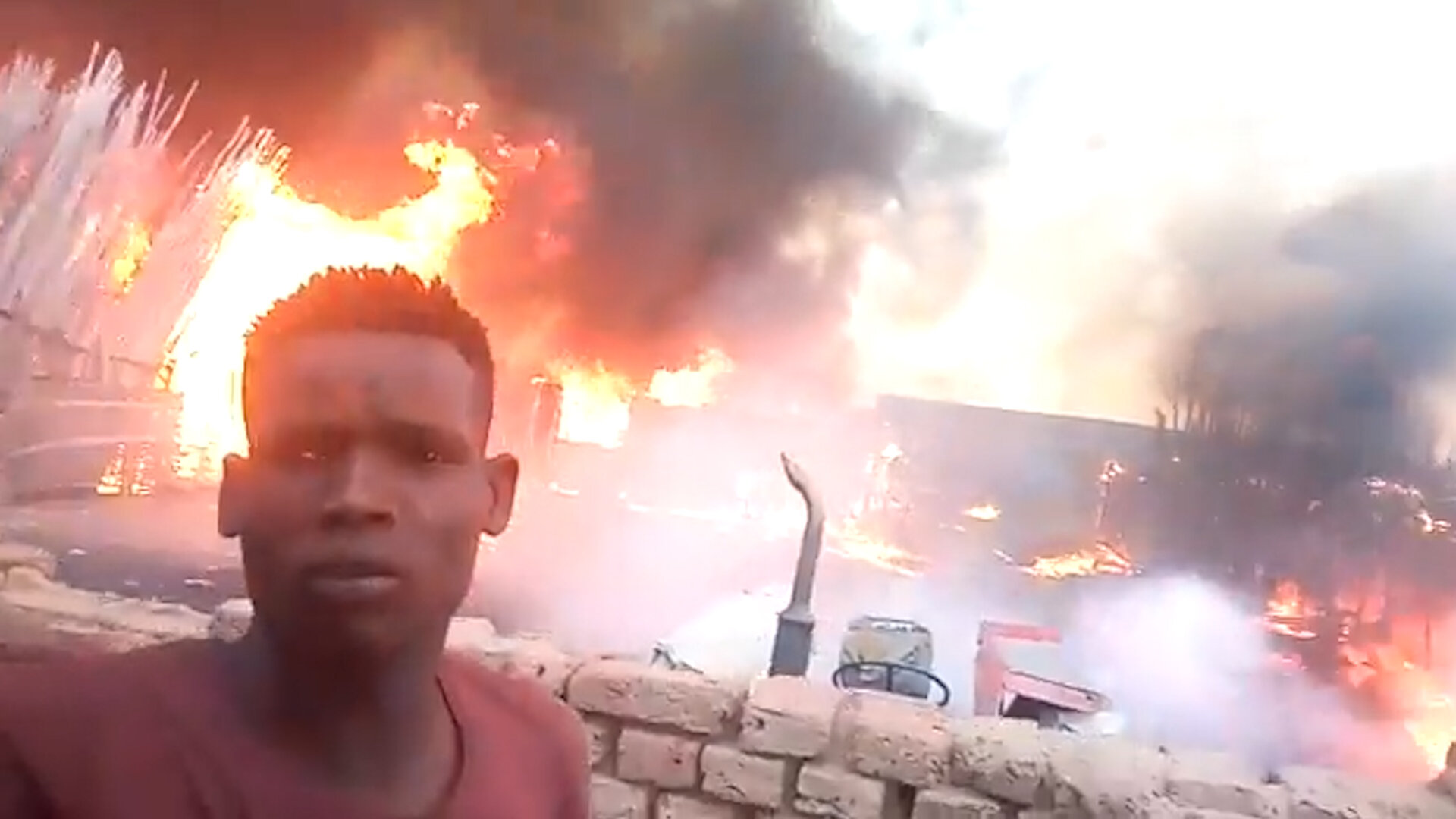 Fire razes Al-Omda camp in North Darfur, leaving families homeless