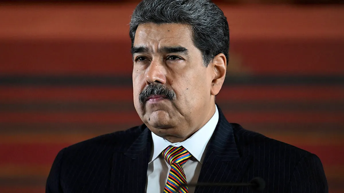 US military strikes Venezuela and seizes President Maduro